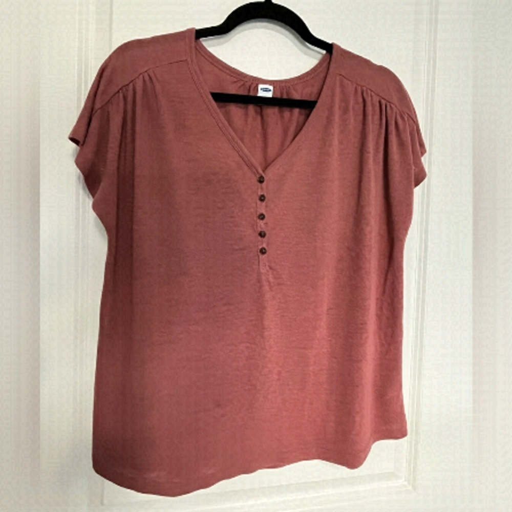 🎃 3 FOR $20🎃 OLD NAVY SHORT SLEEVE BUTTON FRONT TOP